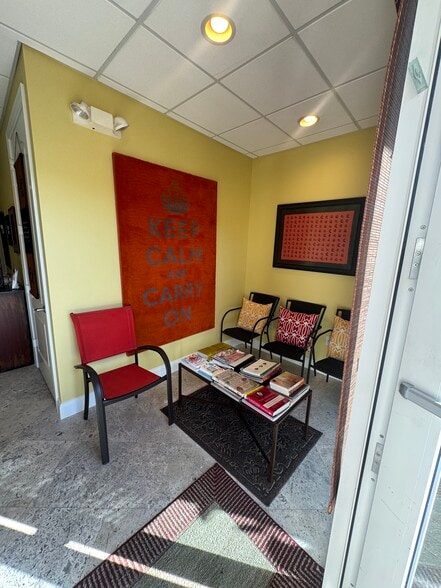 More Photos Of 103 SE 4th Ave, Delray Beach Loft Creative Space For Sale