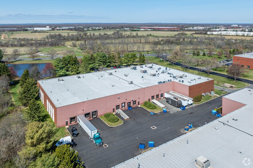 More Photos Of 9 Corporate Dr, Cranbury Warehouse For Lease