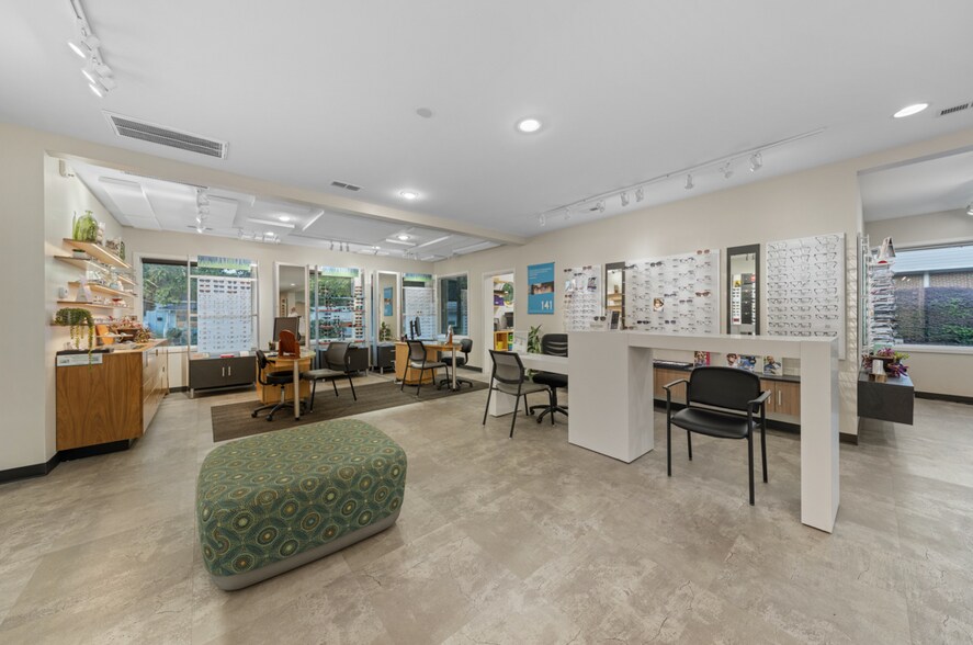 More Photos Of 200 W Weaver St, Carrboro Office For Sale