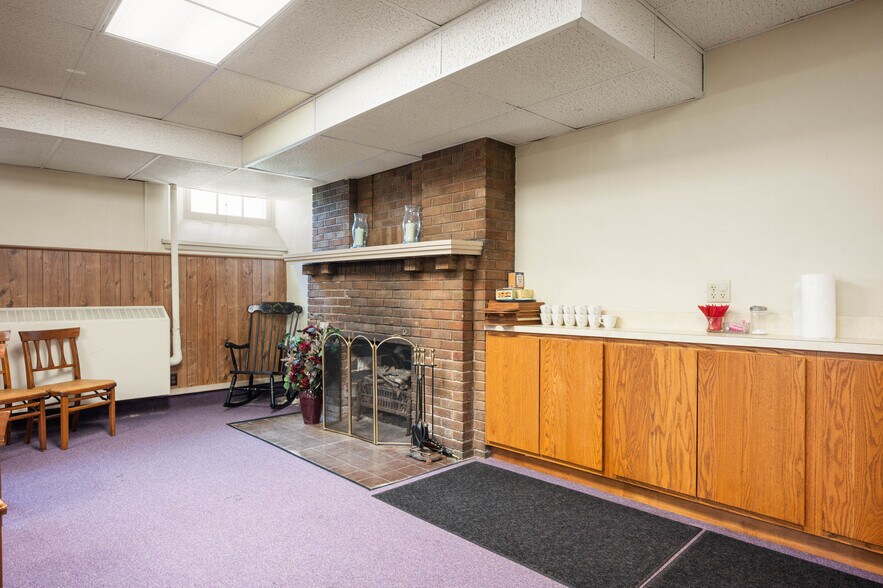 More Photos Of 418 W Adams St, Muncie Religious Facility For Sale