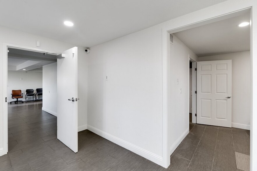 More Photos Of 1966 Broadway St, Vallejo Storefront For Sale