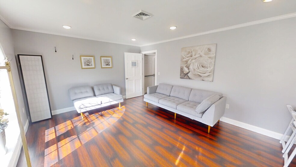 More Photos Of 193 County Highway 49, Morris Specialty For Sale