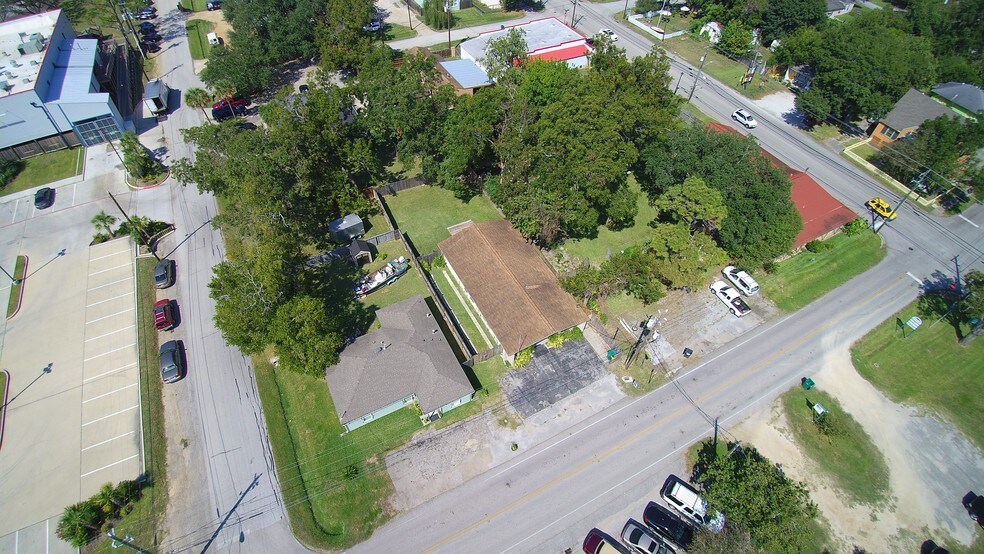 More Photos Of 1105 N Meyer Rd, Seabrook Office For Sale