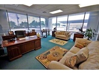 More Photos Of 4500 Blalock Rd, Houston Flex For Lease