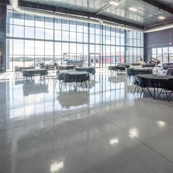 More Photos Of 400 Fast Lane #400-3 ln, Anna Specialty For Sale