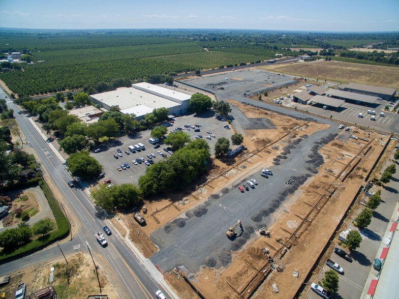 More Photos Of 2812 Hegan Ln, Chico Light Distribution For Lease