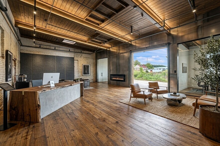 More Photos Of 9 Reed St, Asheville Showroom For Sale