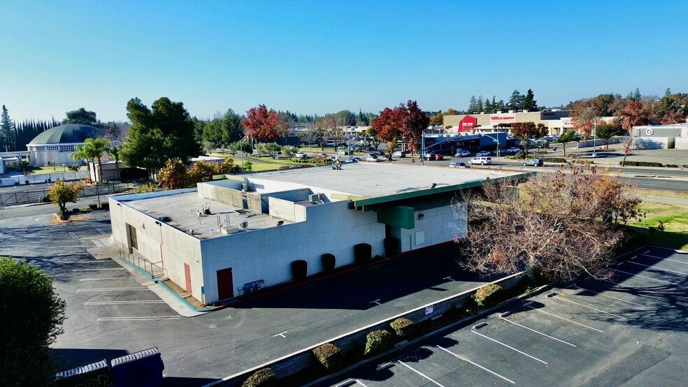 More Photos Of 850 W March Ln, Stockton Office For Lease