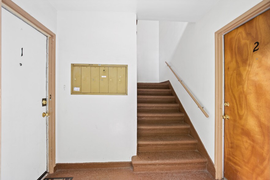 More Photos Of 14643 Friar St, Van Nuys Apartments For Sale