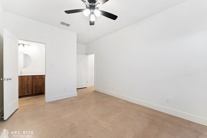 More Photos Of 4535 22nd Pl, Lubbock Multifamily For Sale