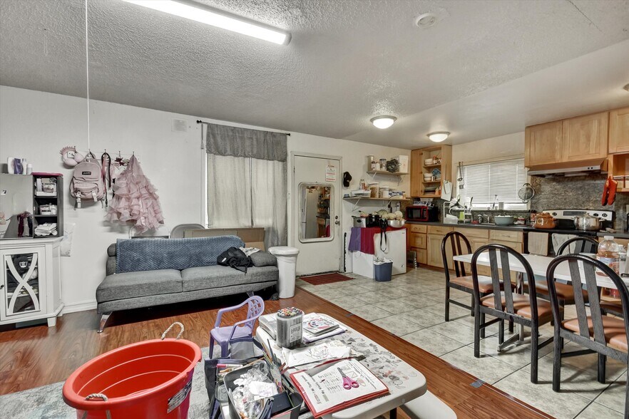 More Photos Of 1035 76th Ave, Oakland Apartments For Sale