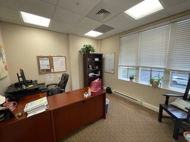 More Photos Of 42 Business Centre Dr, Miramar Beach Office For Sale