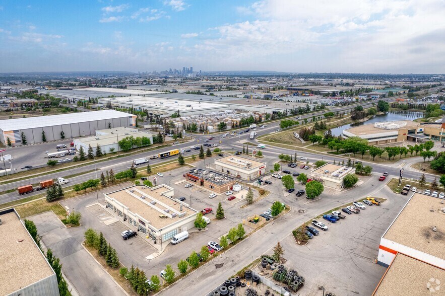 More Photos Of 5303 68th Ave SE, Calgary Freestanding For Lease