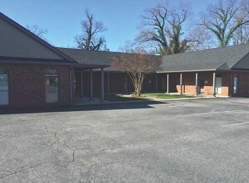 Primary Photo Of 211 W Lexington Ave, High Point Office For Lease