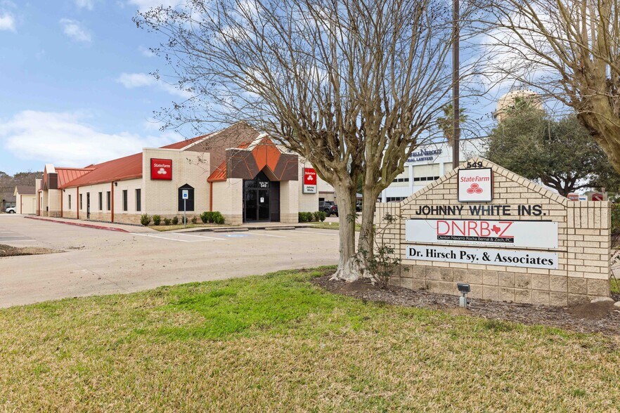 Primary Photo Of 549 N Egret Bay Blvd, League City Medical For Lease