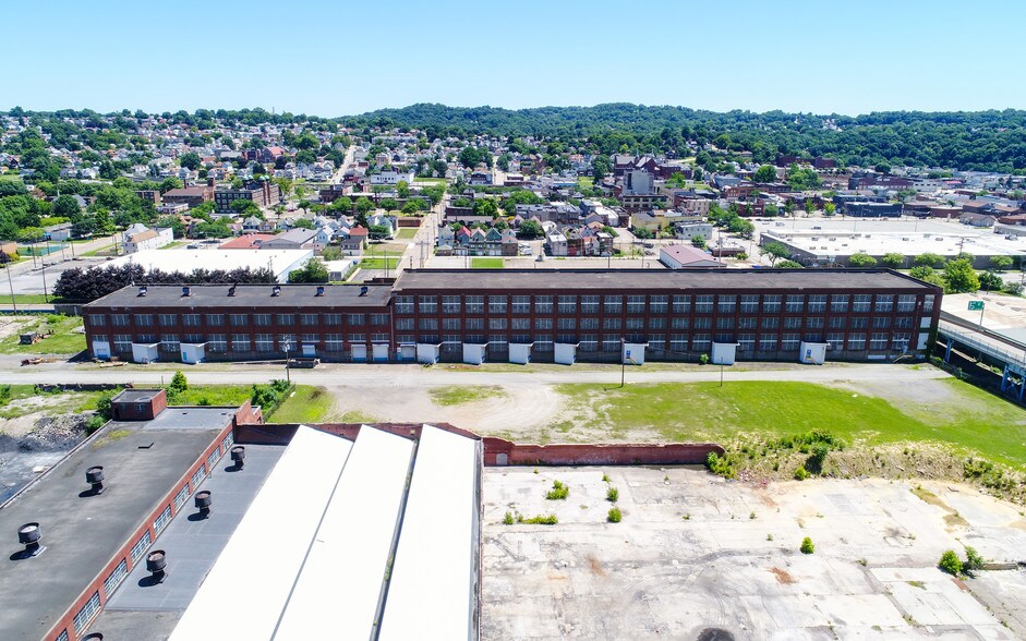 More Photos Of New Kensington Advanced Manufacturing Park, New Kensington Warehouse For Lease