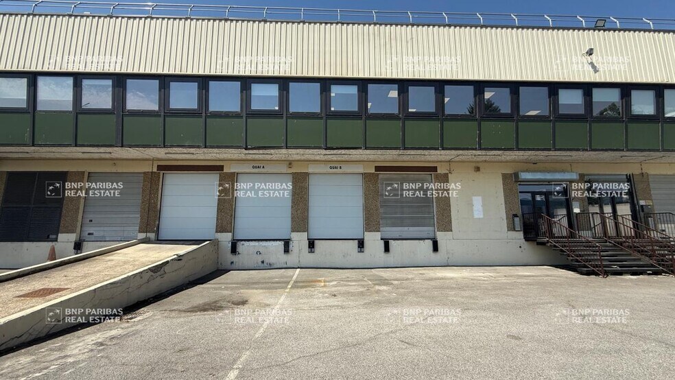 Primary Photo Of , Vitry-sur-Seine Flex For Sale