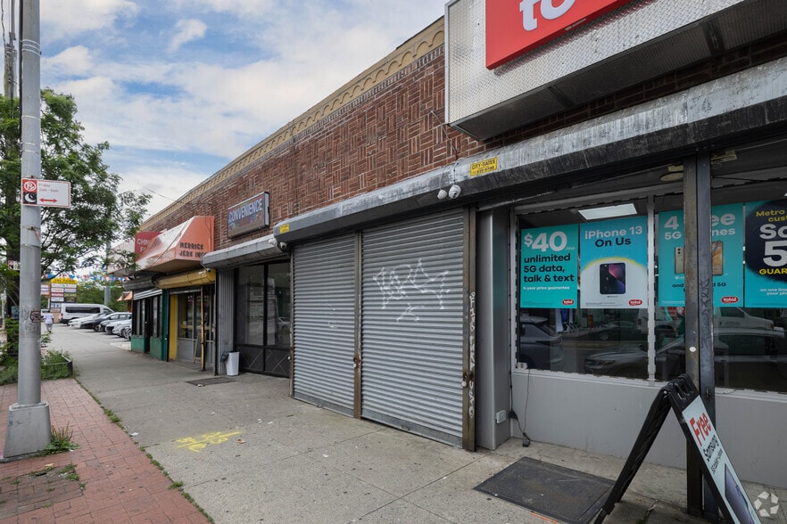 Primary Photo Of 23412 Merrick Blvd, Rosedale Storefront Retail Residential For Lease
