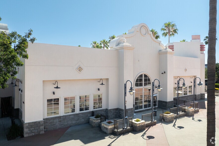 More Photos Of 4940 Dublin Blvd, Dublin Restaurant For Lease