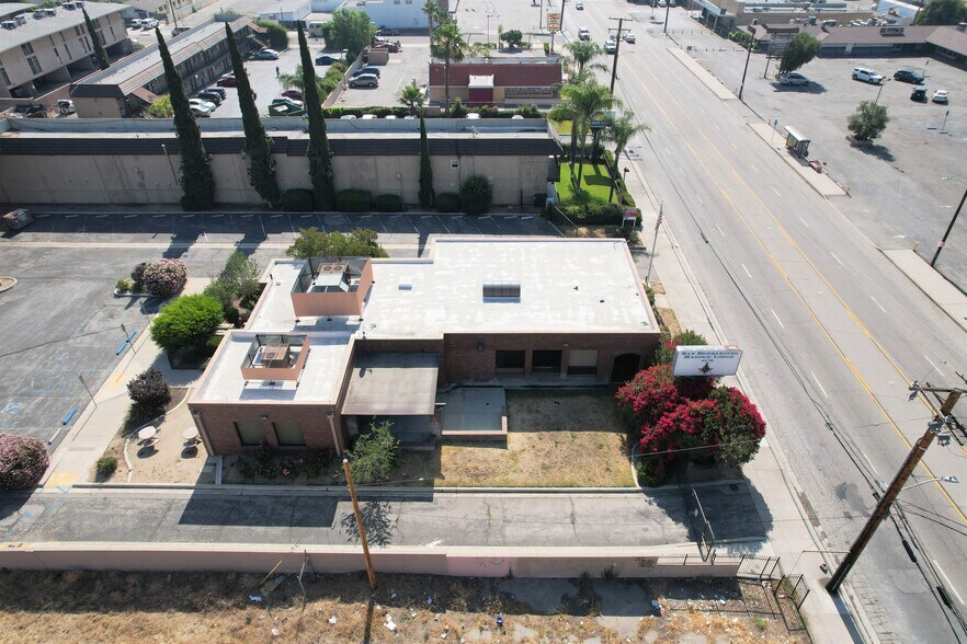 Primary Photo Of 1380 E Highland Ave, San Bernardino Freestanding For Lease