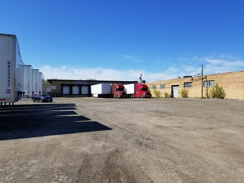 More Photos Of 6105 W Howard St, Niles Warehouse For Sale