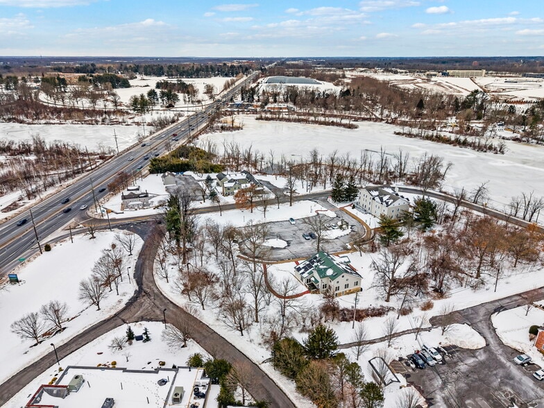 More Photos Of 3 Mapleton Rd, Princeton Office For Sale