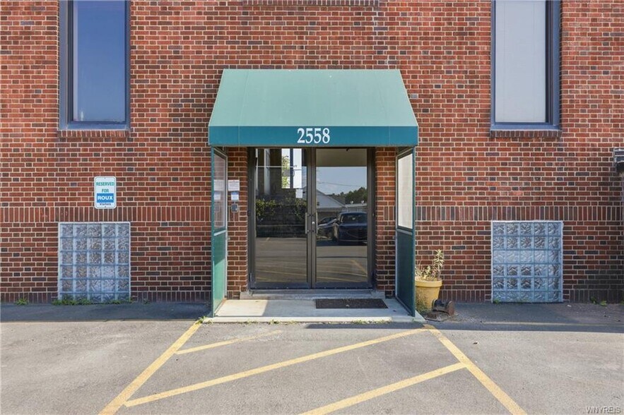 More Photos Of 2558 Hamburg Tpke, Buffalo Office For Sale