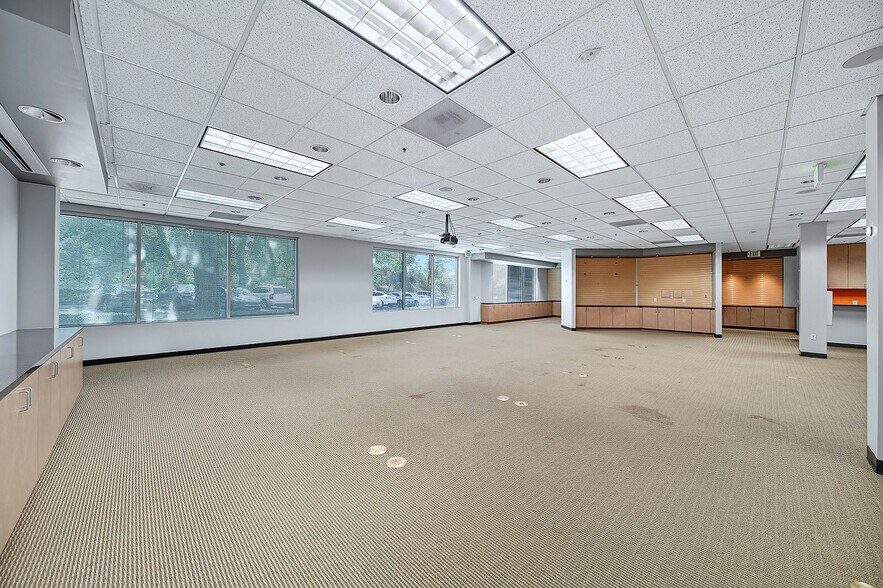 More Photos Of 1520 Bridgegate Dr, Diamond Bar Office For Lease