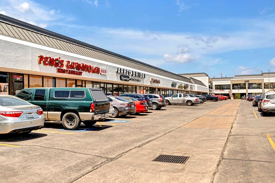 More Photos Of 3200-3299 Wurzbach Rd, San Antonio Unknown For Lease