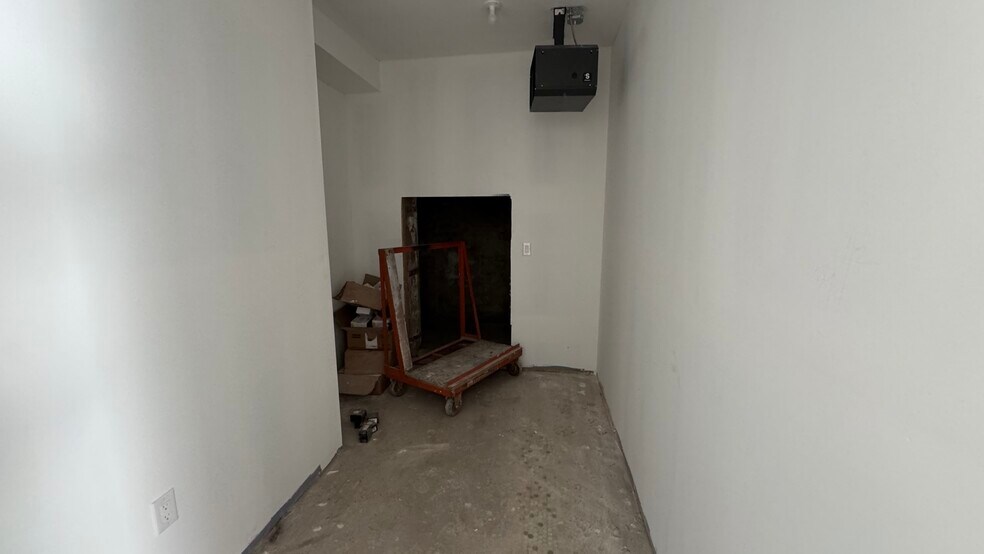 More Photos Of 75 S Main St, Phillipsburg Office For Lease