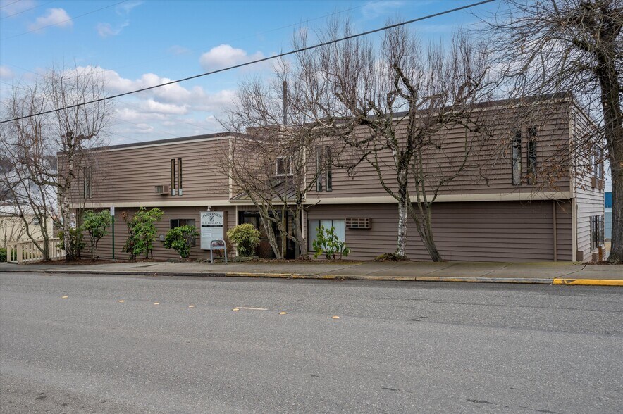 More Photos Of 1111 W Holly St, Bellingham Office For Lease