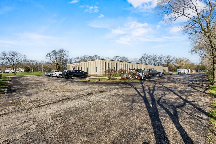 More Photos Of 2104 International Ln, Madison Light Distribution For Sale