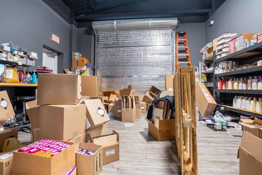 More Photos Of 21 Hollywood Blvd SW, Fort Walton Beach General Retail For Sale