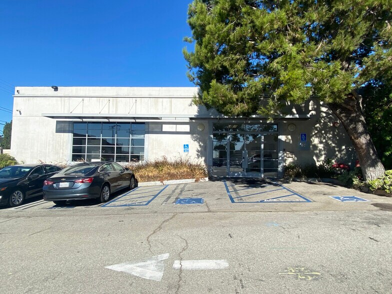 Primary Photo Of 100 E Graham Pl, Burbank Office For Lease