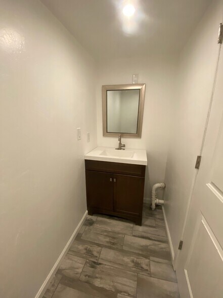 More Photos Of 1157-1197 E Fry Blvd, Sierra Vista Storefront For Lease