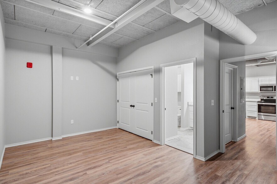 More Photos Of 701 N New Rd, Waco Apartments For Sale