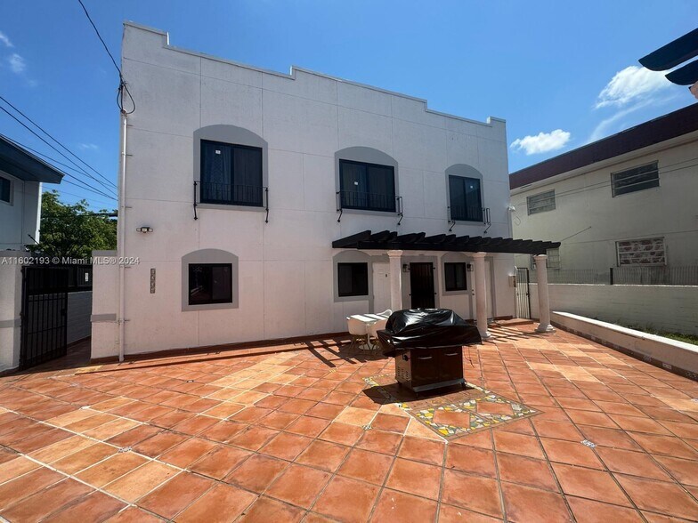 More Photos Of 1234 SW 4th St, Miami Apartments For Sale