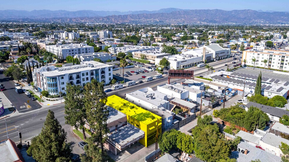 More Photos Of 11490 Burbank Blvd, North Hollywood Loft Creative Space For Sale