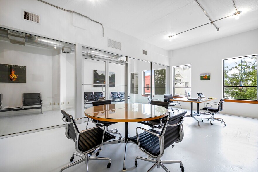 More Photos Of 330 Clematis St, West Palm Beach Storefront Retail Office For Sale