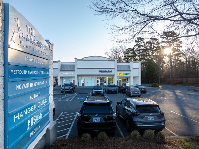 More Photos Of 916 Cox Rd, Gastonia Office For Lease