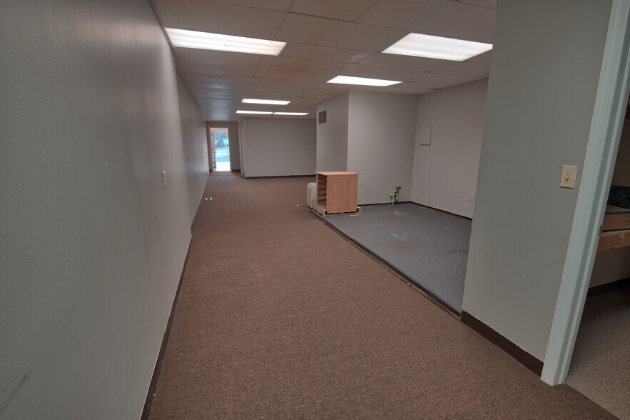 More Photos Of 2819 Pond Rd, Ronkonkoma General Retail For Sale