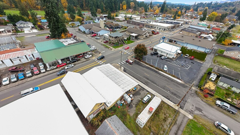 More Photos Of 138 Hodgden N st, Tenino Flex For Lease