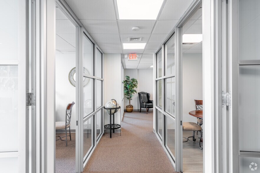 More Photos Of 83 East Ave, Norwalk Medical For Lease