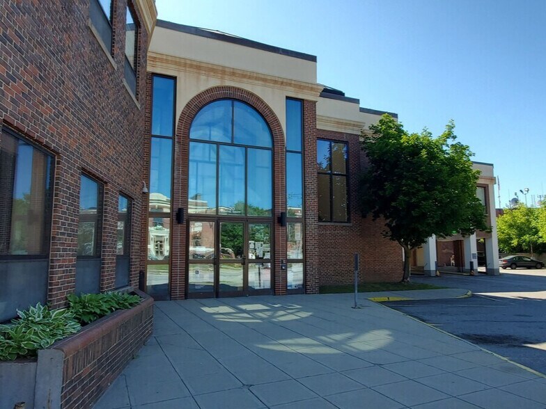 Primary Photo Of 20 Central Sq, Keene Office For Lease