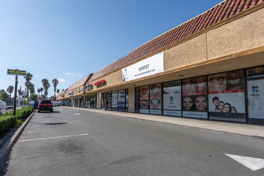 More Photos Of 501 E San Ysidro Blvd, San Ysidro Unknown For Lease