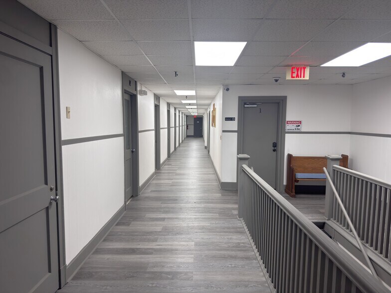 More Photos Of 117 Bradford St NW, Gainesville Office For Lease