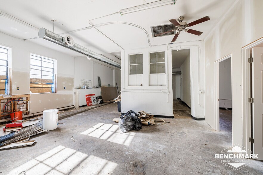 More Photos Of 266-270 Monroe Ave, Rochester Storefront Retail Office For Lease