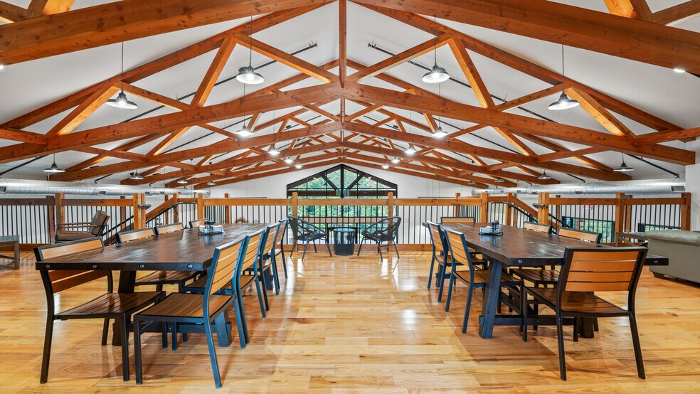 More Photos Of 100 Grand Vintners Lane, Lake Ozark Winery Vineyard For Sale