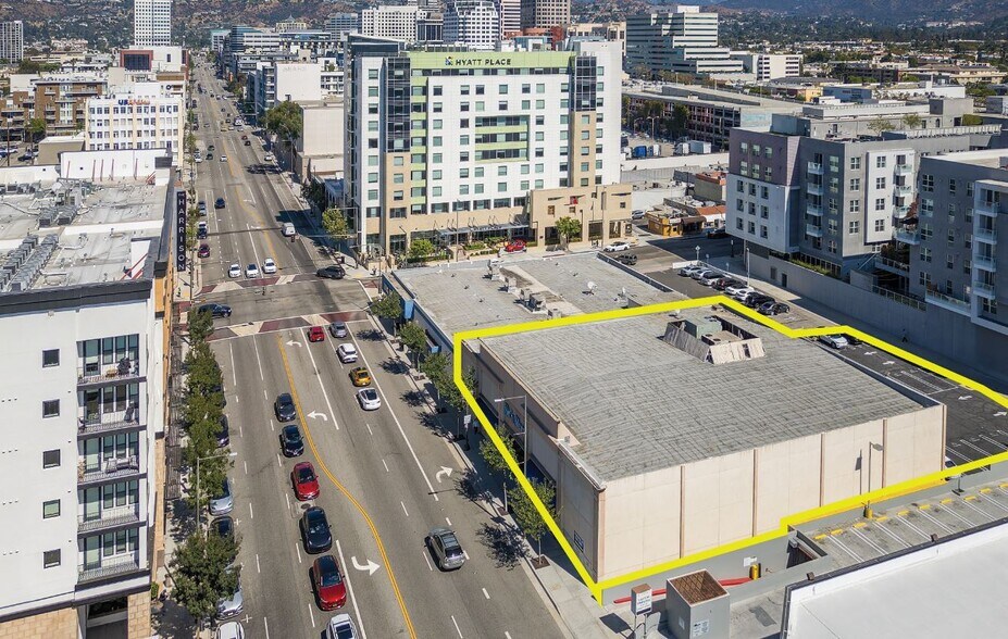 More Photos Of 130-144 N Central Ave, Glendale Freestanding For Lease