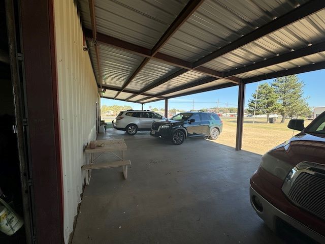 More Photos Of 7931 19th St, Lubbock Warehouse For Sale